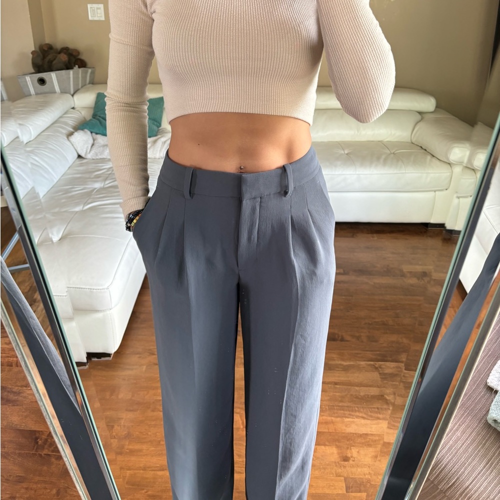 Effortless Wilfred pants size 4
